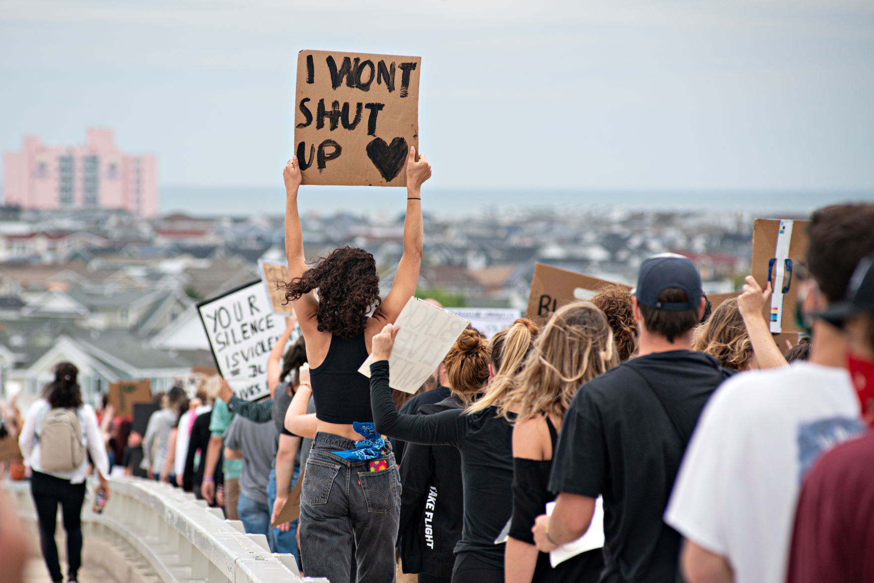 060320_nws_ocprotest